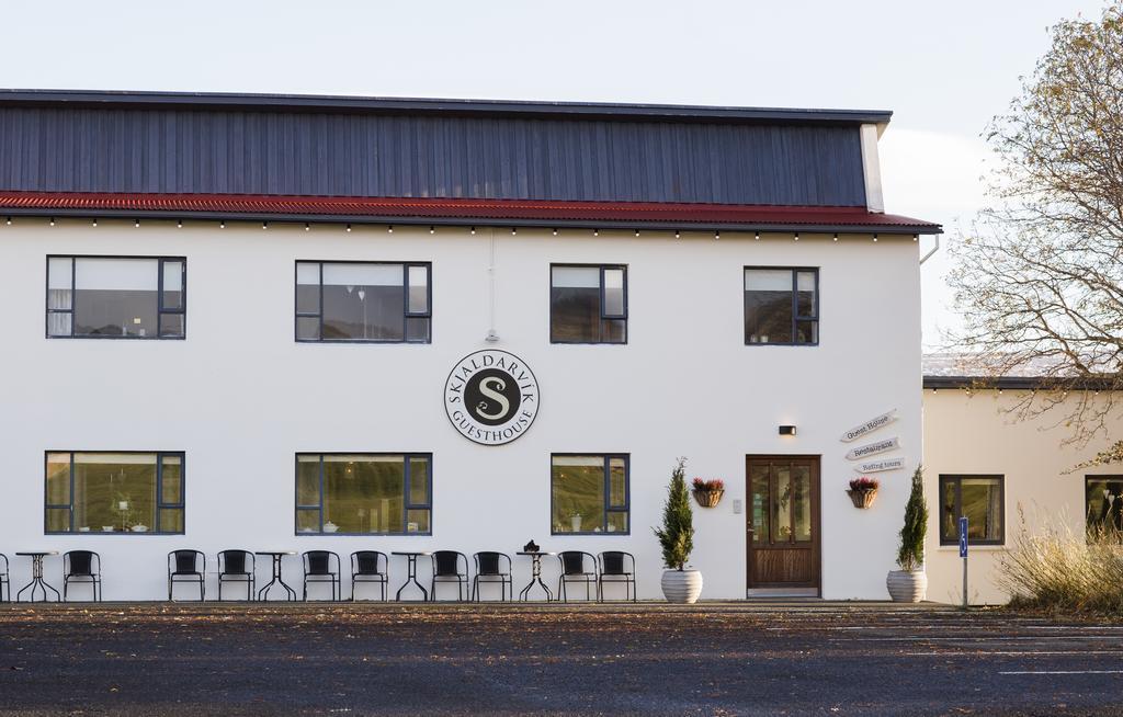 Skjaldarvik Guesthouse Akureyri Exterior foto
